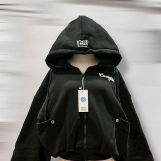 Áo khoác form boxy thêu Coolgirl chất nỉ xk dày mịn cổ cao freesize 65kg Áo khoác form boxy thêu Coolgirl chất nỉ xk dày mịn cổ cao freesize 65kg