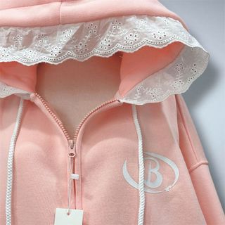 Áo khoác nữ chất nỉ bông mũ phối ren