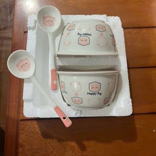 Bát sứ có tay cầm họa tiết Dâu tây và đào dễ thương - Bát ăn salad, hoa quả và thức ăn nhẹ siêu tiện lợi Bát sứ có tay cầm họa tiết Dâu tây và đào dễ thương - Bát ăn salad, hoa quả và thức ăn nhẹ siêu tiện lợi