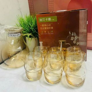 Bộ 6 cốc thủy tinh có khay và bình nước Bộ 6 cốc thủy tinh có khay và bình nước