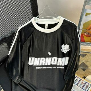 Áo Thun Nam Nữ UNKNOWN Kẻ Sọc Basic Phong Cách Đường Phố,Áo Phông Phối Siêu Đẹp. Áo Thun Nam Nữ UNKNOWN Kẻ Sọc Basic Phong Cách Đường Phố,Áo Phông Phối Siêu Đẹp.