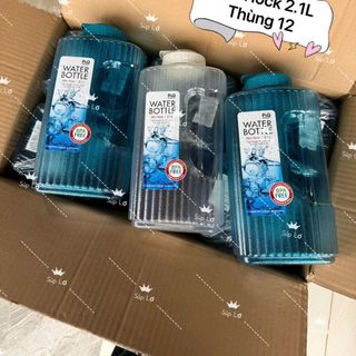 Bình đựng nước nhựa an toàn dung tích 1L - 2L đựng nước tiện lợi ( THÙNG 12C ) Bình đựng nước nhựa an toàn dung tích 1L - 2L đựng nước tiện lợi ( THÙNG 12C )