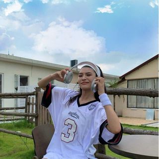 ( vải bóng đẹp ) áo thun thể thao mè thái vải bóng logo in số 3 cổ tim form dưới 70kg, hàng đẹp chuẩn shop. ( vải bóng đẹp ) áo thun thể thao mè thái vải bóng logo in số 3 cổ tim form dưới 70kg, hàng đẹp chuẩn shop.