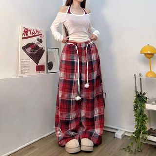 Quần ống rộng kẻ sọc chất nỉ dạ caro dày dặn phối dây luồng lai kèm dây thừng chun.