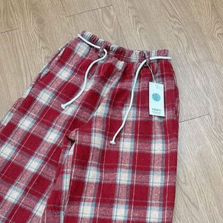 Quần ống rộng kẻ sọc chất nỉ dạ caro dày dặn phối dây luồng lai kèm dây thừng chun.