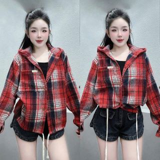 Sơ Mi Có Nón Kẻ Caro Chất Nỉ Dạ Mềm, Một Túi Lai Dây Rút Sơ Mi Có Nón Kẻ Caro Chất Nỉ Dạ Mềm, Một Túi Lai Dây Rút