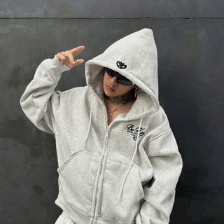 Áo Khoác Boxy Thêu BE KIND - Chất Nỉ Bông Mịn Dày, FORM RỘNG Áo Khoác Boxy Thêu BE KIND - Chất Nỉ Bông Mịn Dày, FORM RỘNG