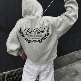 Áo Khoác Boxy Thêu BE KIND - Chất Nỉ Bông Mịn Dày, FORM RỘNG Áo Khoác Boxy Thêu BE KIND - Chất Nỉ Bông Mịn Dày, FORM RỘNG