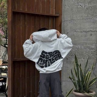 Áo Khoác Form Boxy In Nổi Serial Chiller Cổ Cao Chất Nỉ Bông - Freesize Dưới 70kg Áo Khoác Form Boxy In Nổi Serial Chiller Cổ Cao Chất Nỉ Bông - Freesize Dưới 70kg