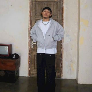 Áo Khoác Nỉ Form Boxy Viền Thân Logo Cao Su RIPOFFF - Freesize Dưới 65kg Áo Khoác Nỉ Form Boxy Viền Thân Logo Cao Su RIPOFFF - Freesize Dưới 65kg