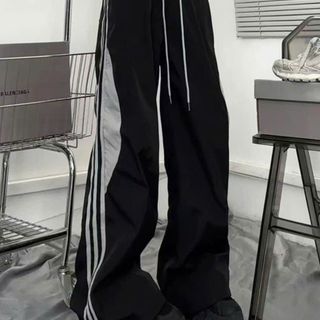 Quần Ống Rộng Chất Dù Nhăn Dây Rút Lai Phối Sọc Đen Xám Freesize Dưới 65kg