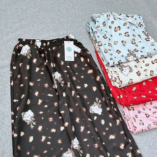 Quần Dài Ống Rộng Họa Tiết Mèo Hello Kitty Phối Da Báo Dễ Thương, Chất Vải Lụa Mềm Mịn Thoáng Thoải Mái Freesize