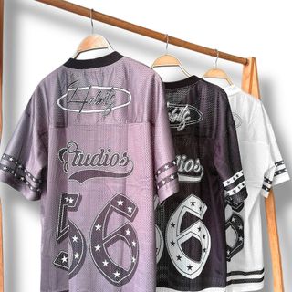 Áo thun lưới kiểu dáng thể thao