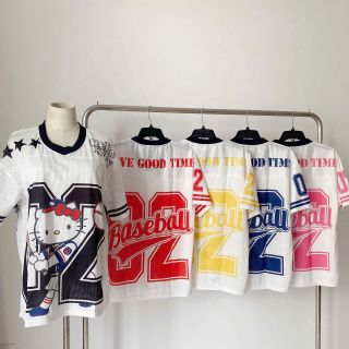 Áo thun cổ tim Hello Kitty số 02 mới về Áo thun cổ tim Hello Kitty số 02 mới về